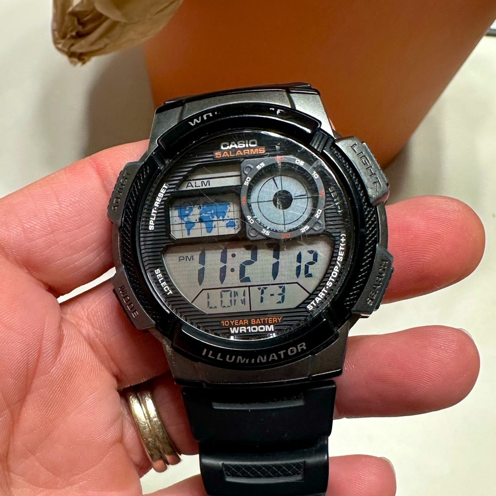 Casio Sports AE1000W